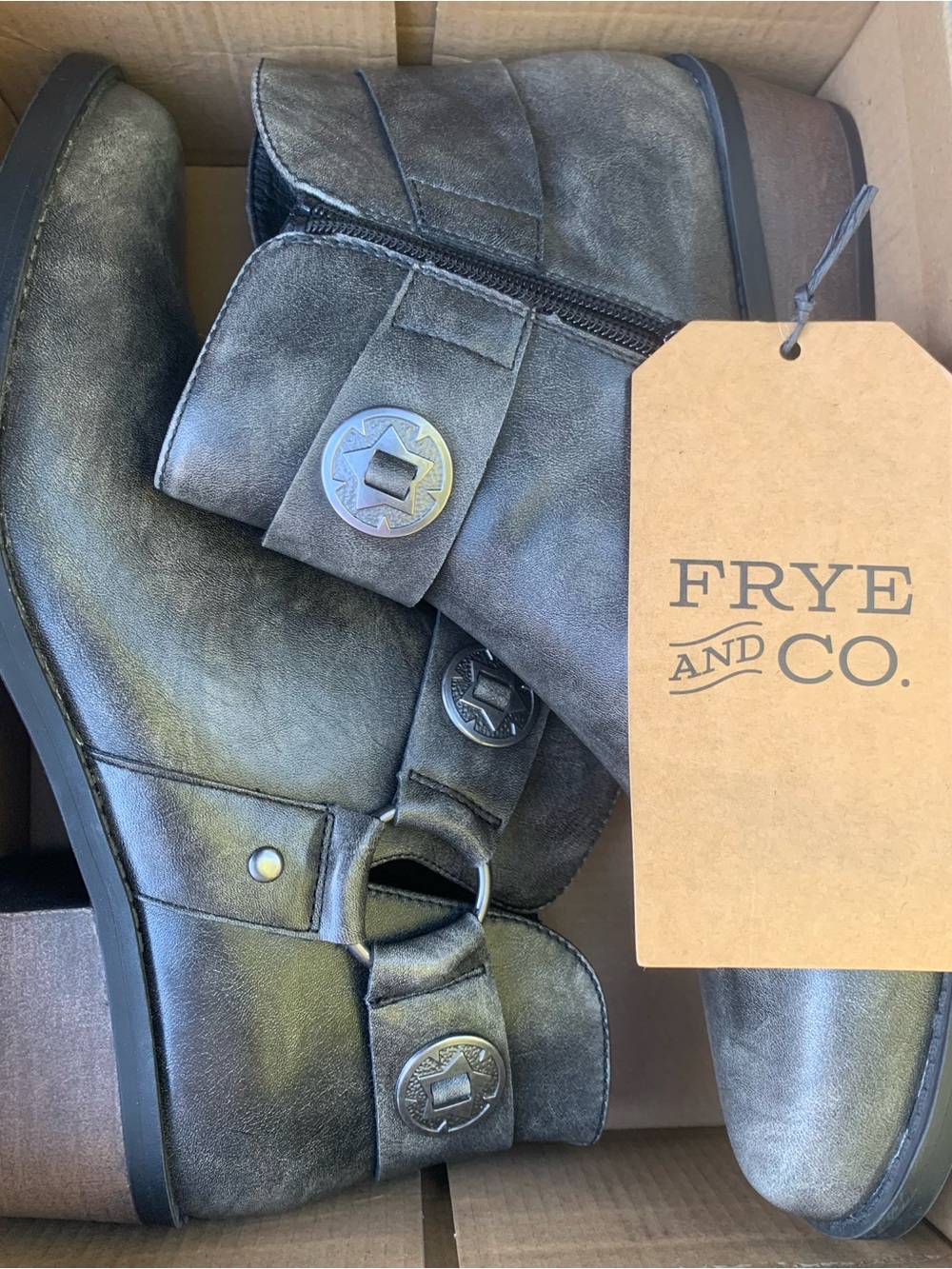 NWT FRYE AND CO. Metallic Gray Ankle Booties with Medallion Strap